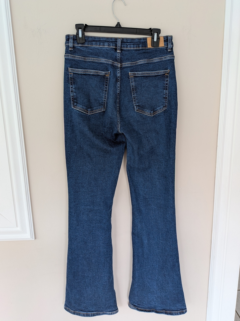 Zara Women’s High Rise Flare Jeans Size 8 Dark Wash Stretch Denim Y2K - Picture 4 of 7